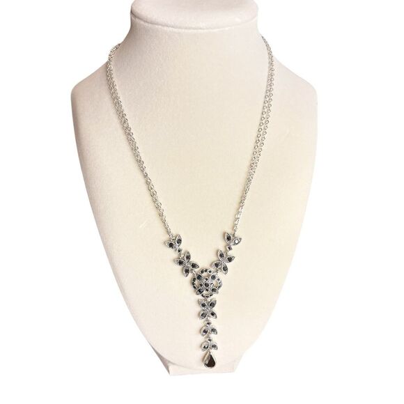 Vintage Napier Black &‎ Silver Drop Necklace - Picture 1 of 3